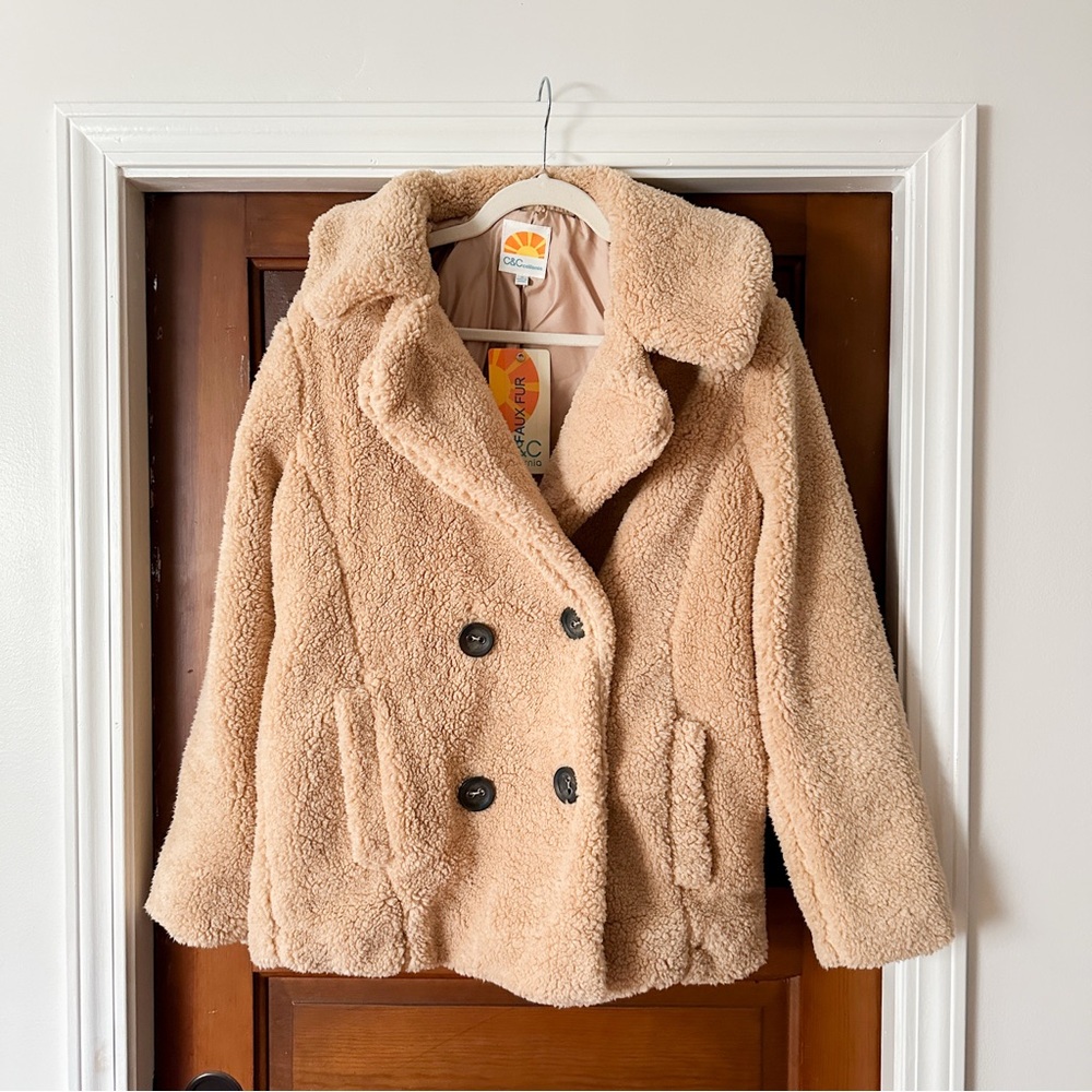 C&C California Faux Sherpa Fur Jacket Size S NWT